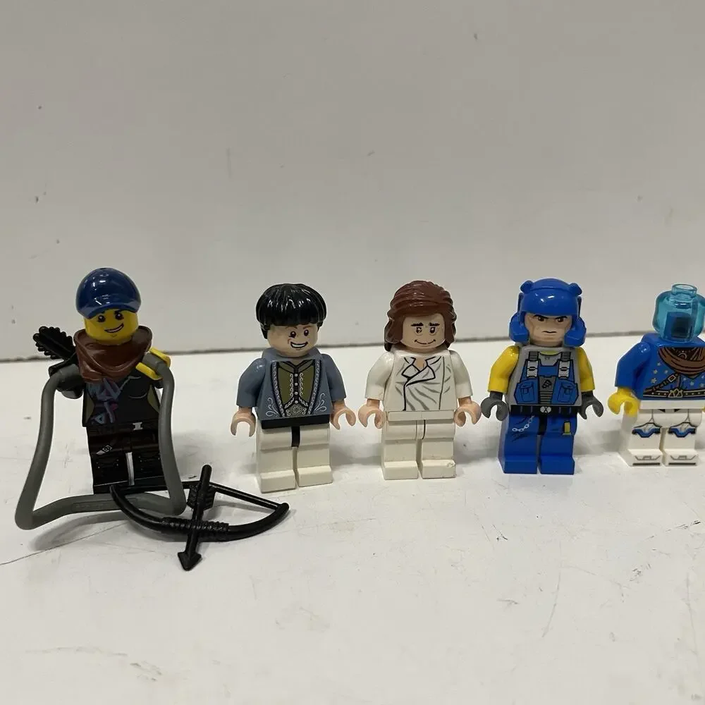 Lot Of Misc Lego Minifigures Lot Of 8 Various Figure